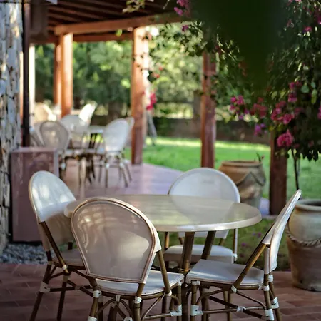 Apart Otel S'incantu