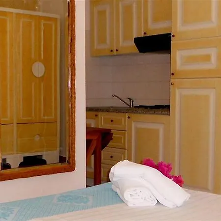 S'incantu Lägenhetshotell 3*