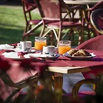 Aparthotel S'incantu