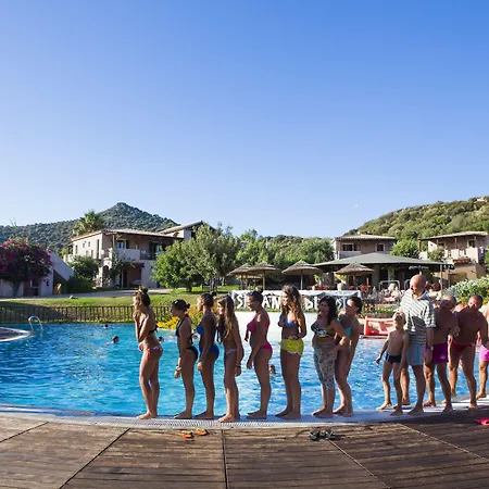 Hotel apartamentowy S'incantu 3*