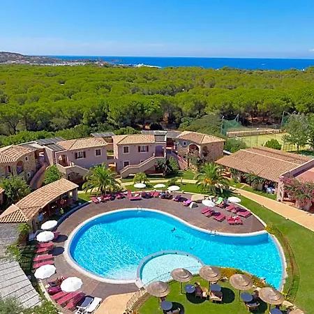 Aparthotel S'incantu