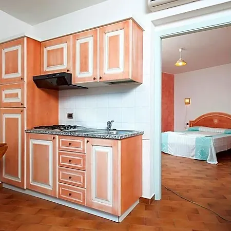 Aparthotel S'incantu 3*