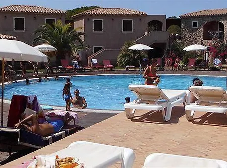 欣坎图公寓酒店 3*