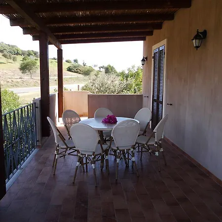 Aparthotel S'incantu 3*